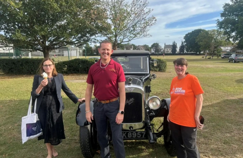 Rebecca and classic car exhibitors