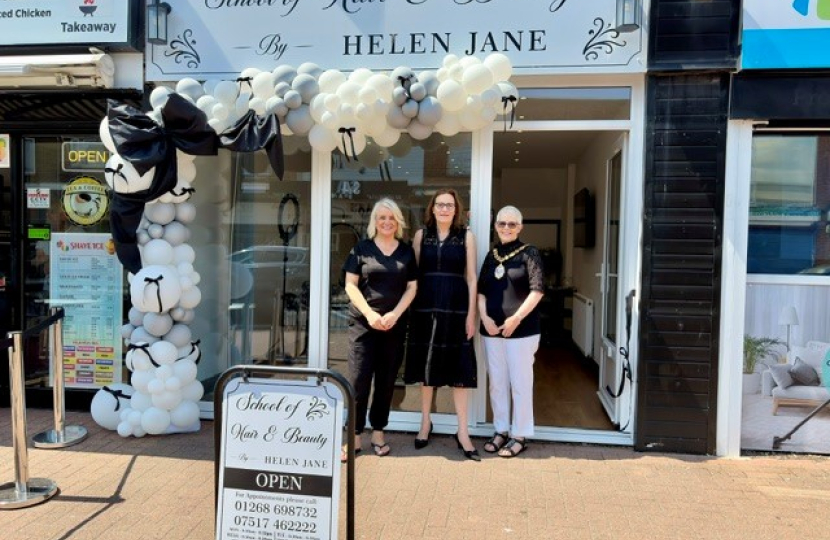 Helen, Rebecca, The Mayor outside the building