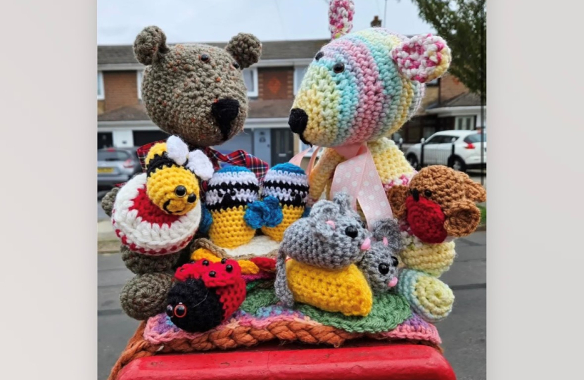 Postbox topper (animals)