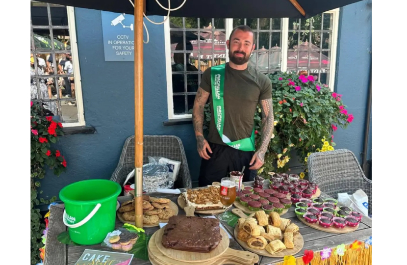 Cake stand