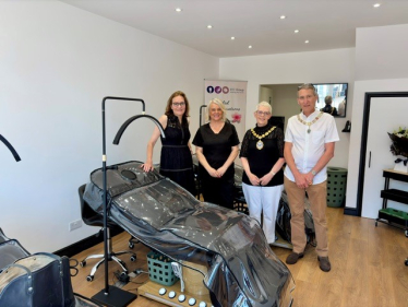 Rebecca Harris, Helen Jane, The Mayor of Castle Point, Cllr John Knott