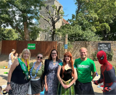 Rebecca and event organisers